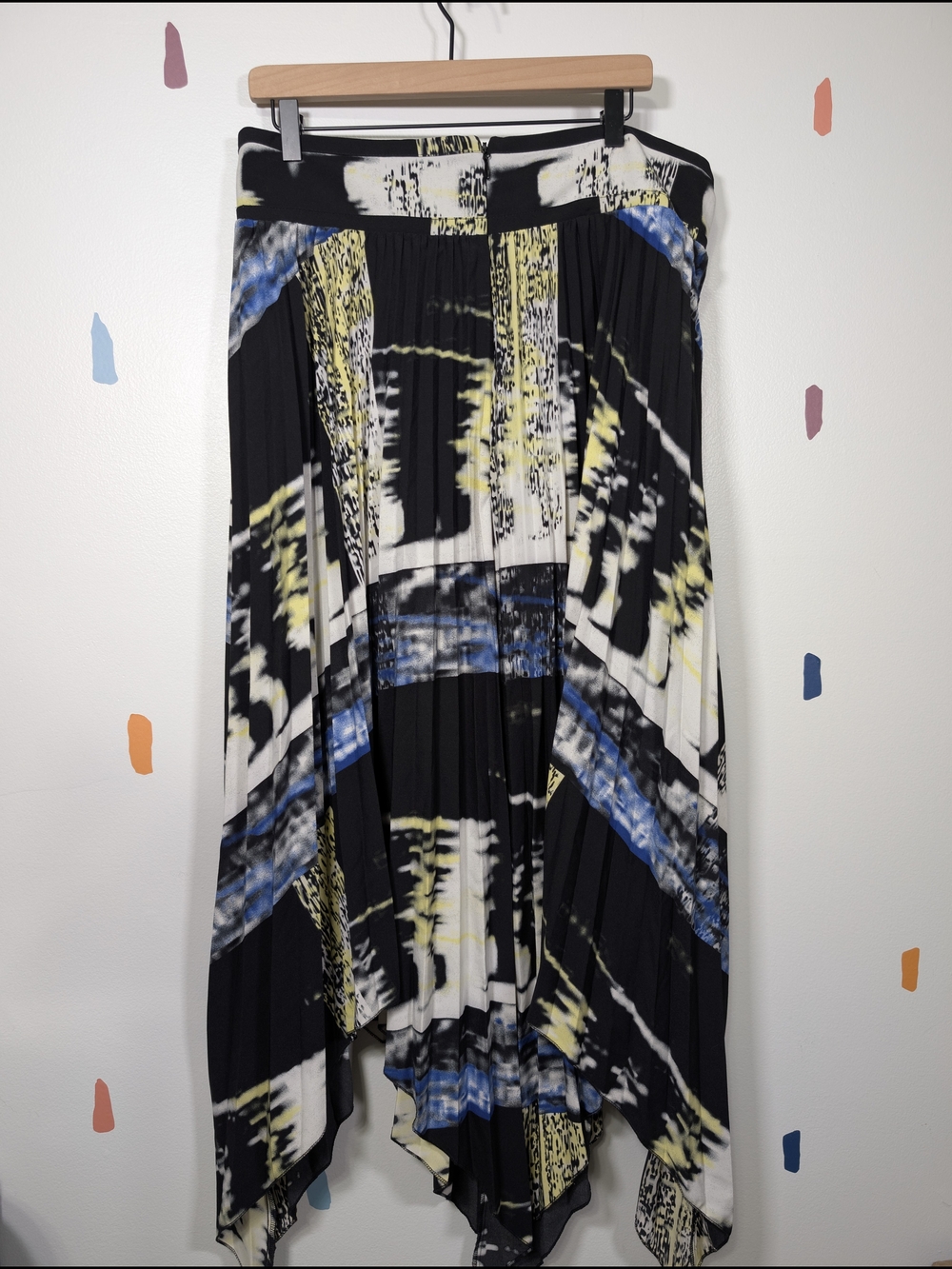 Gabrielle Union Abstract Sharkbite Hem Maxi Skirt